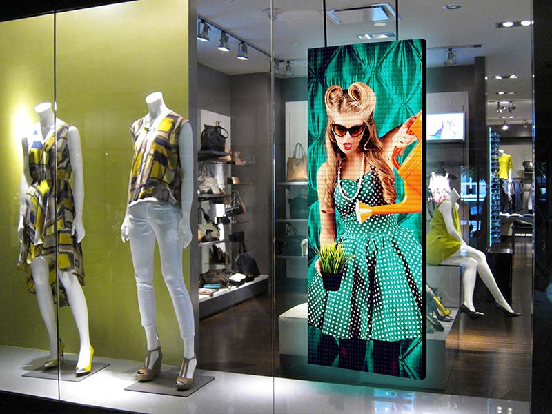 figure 3 you can use an indoor led screen to display the product